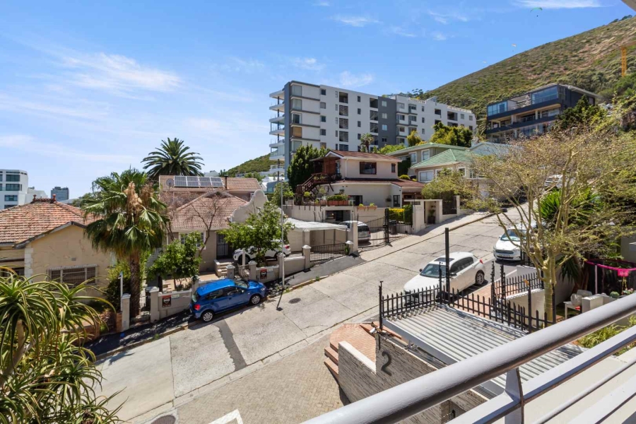 2 Bedroom Property for Sale in Sea Point Western Cape